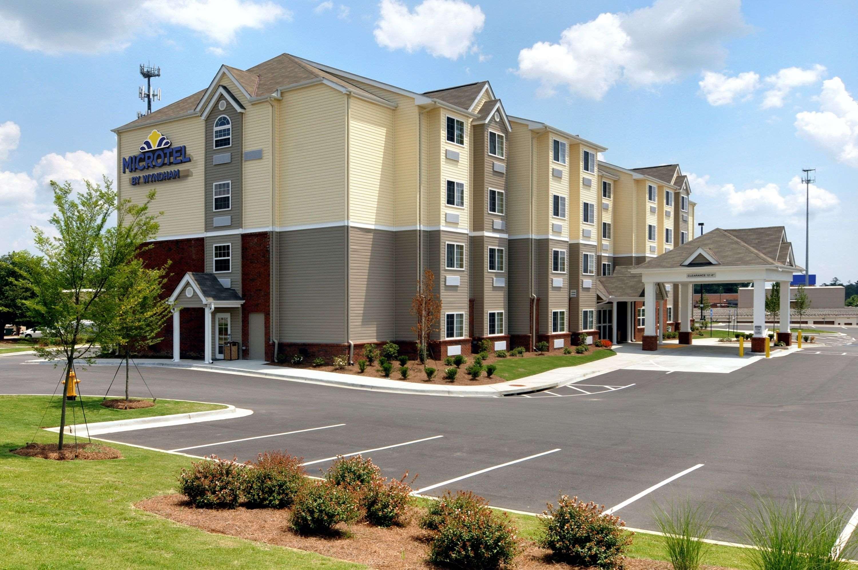 Microtel Inn & Suites By Wyndham Columbus Near Fort Moore Экстерьер фото